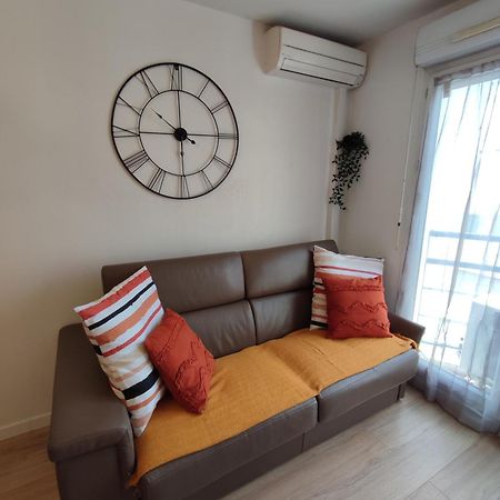 Appartement Climatise Avec Parking A 6Min A Pied De La Gare St Charles Marseille Exteriör bild