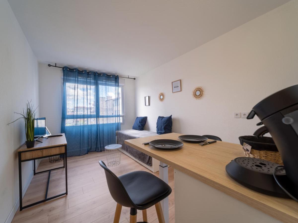 Appartement Climatise Avec Parking A 6Min A Pied De La Gare St Charles Marseille Exteriör bild