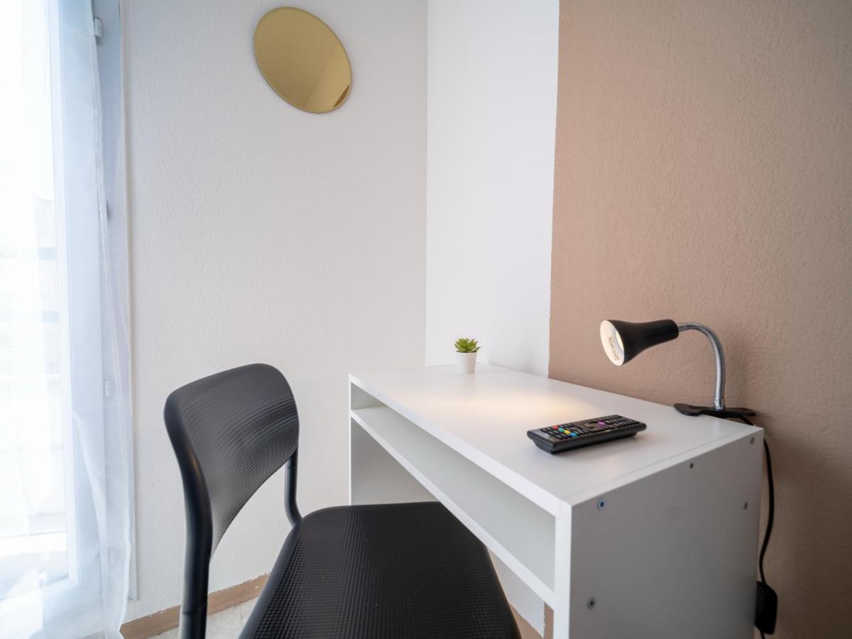 Appartement Climatise Avec Parking A 6Min A Pied De La Gare St Charles Marseille Exteriör bild