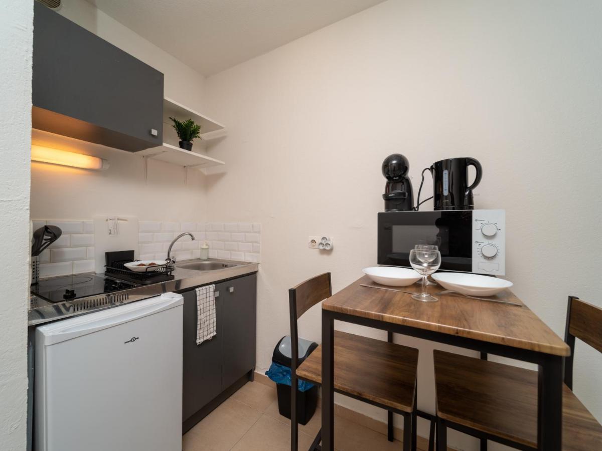 Appartement Climatise Avec Parking A 6Min A Pied De La Gare St Charles Marseille Exteriör bild