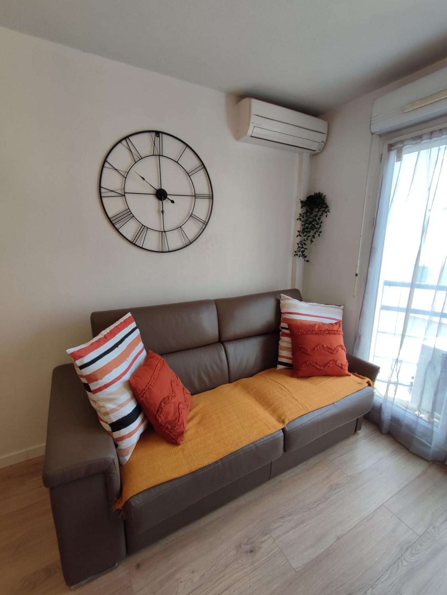 Appartement Climatise Avec Parking A 6Min A Pied De La Gare St Charles Marseille Exteriör bild